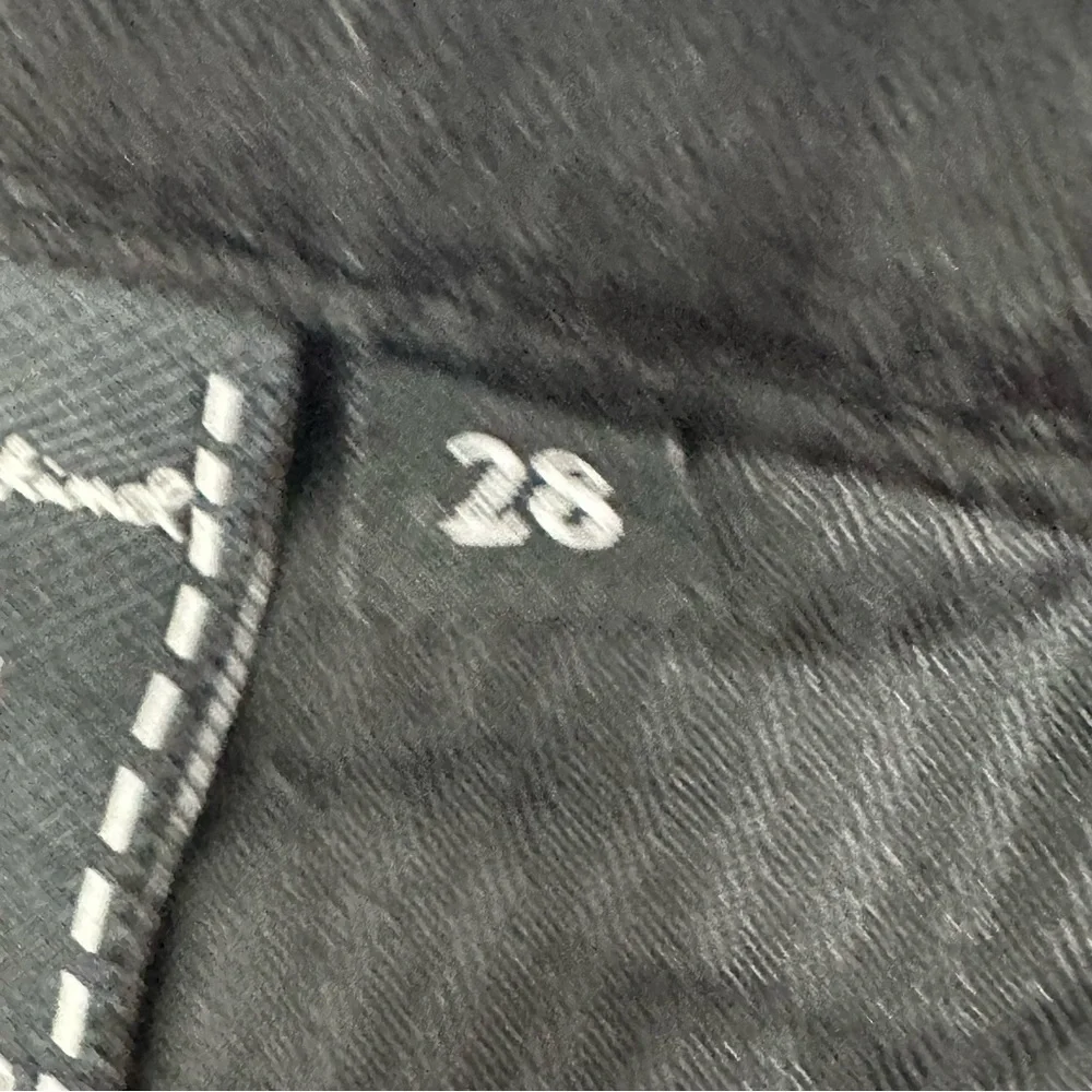7 for all Mankind Women's Size 28 Black Velvet Skinny Stretch Ankle Jeans